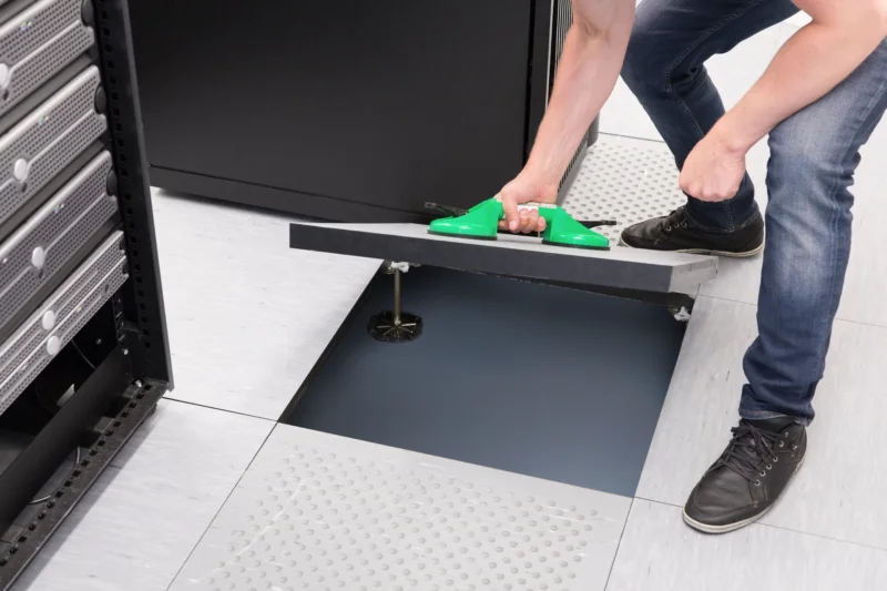 Shutterstock 142099714